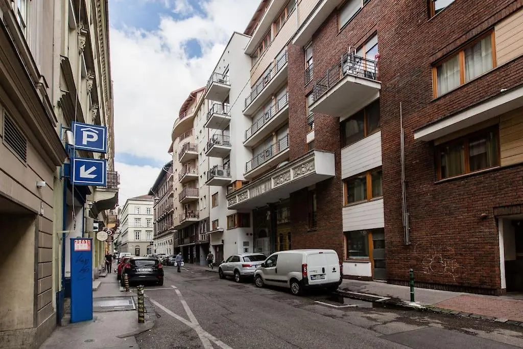Downtown Peace Apartment Budapest