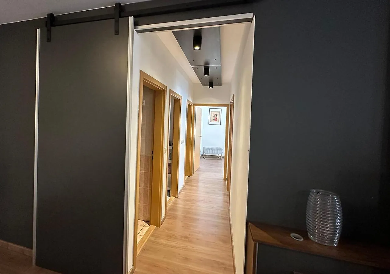 Downtown Peace Apartment Budapest 0*,